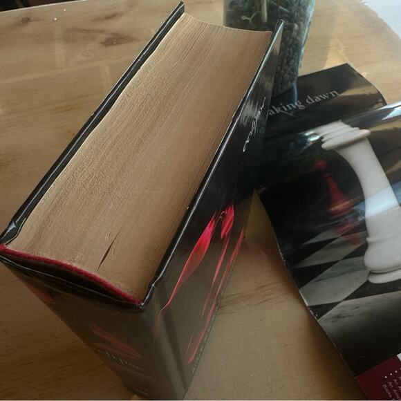 First Edition ECLIPSE ( Hardcover ) by Stephanie Meyer. 2007 . Book 3 of 5. - Picture 14 of 15